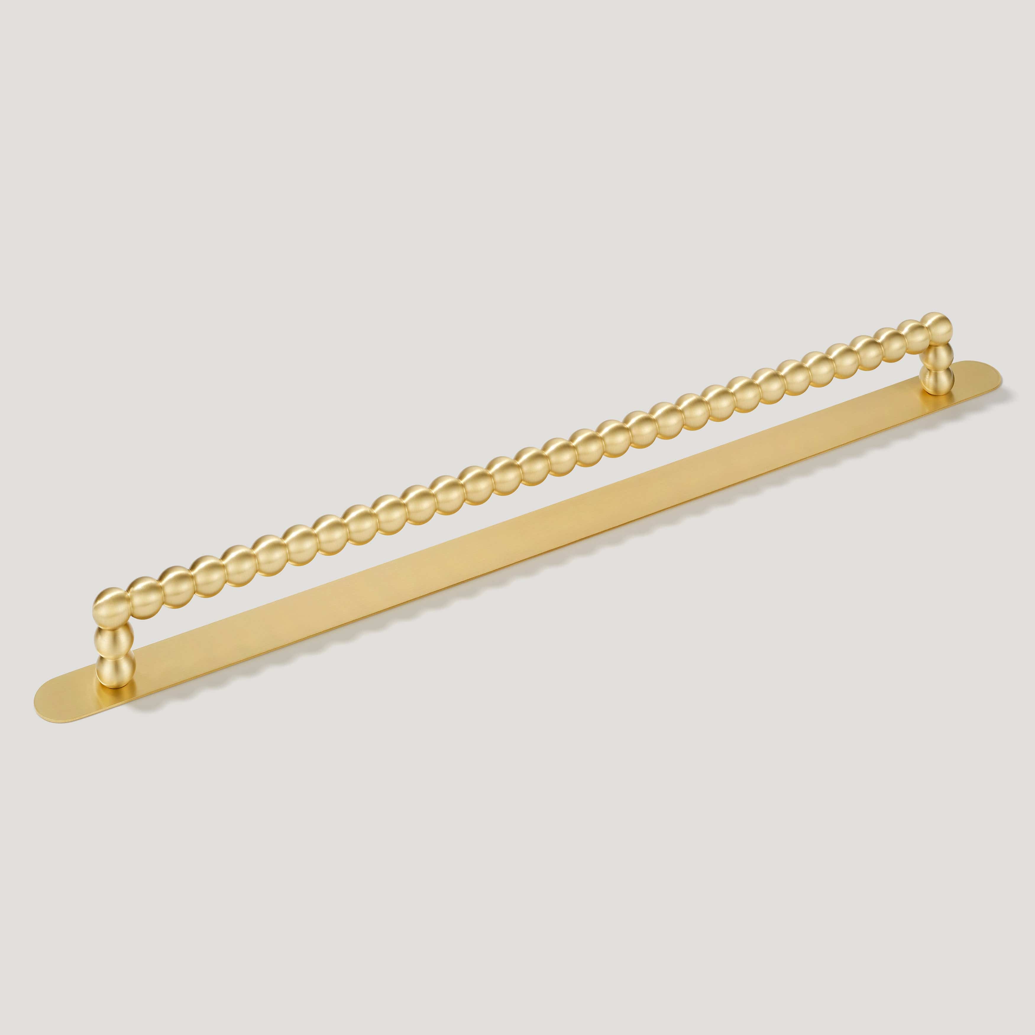 BOBBIN Appliance Pull - Brass - Image 4
