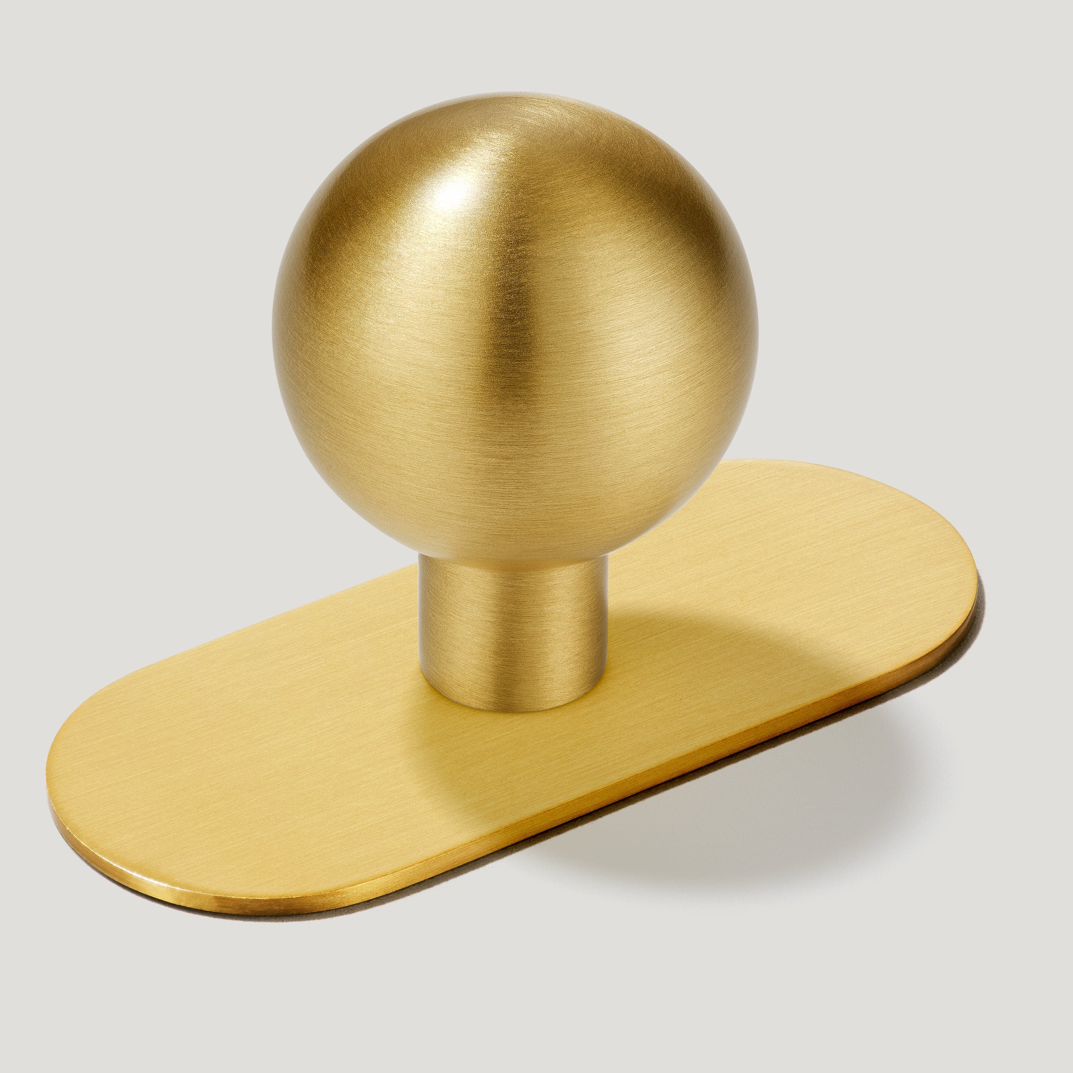 BOBBIN Ball Cabinet Knob - Brass - Image 7