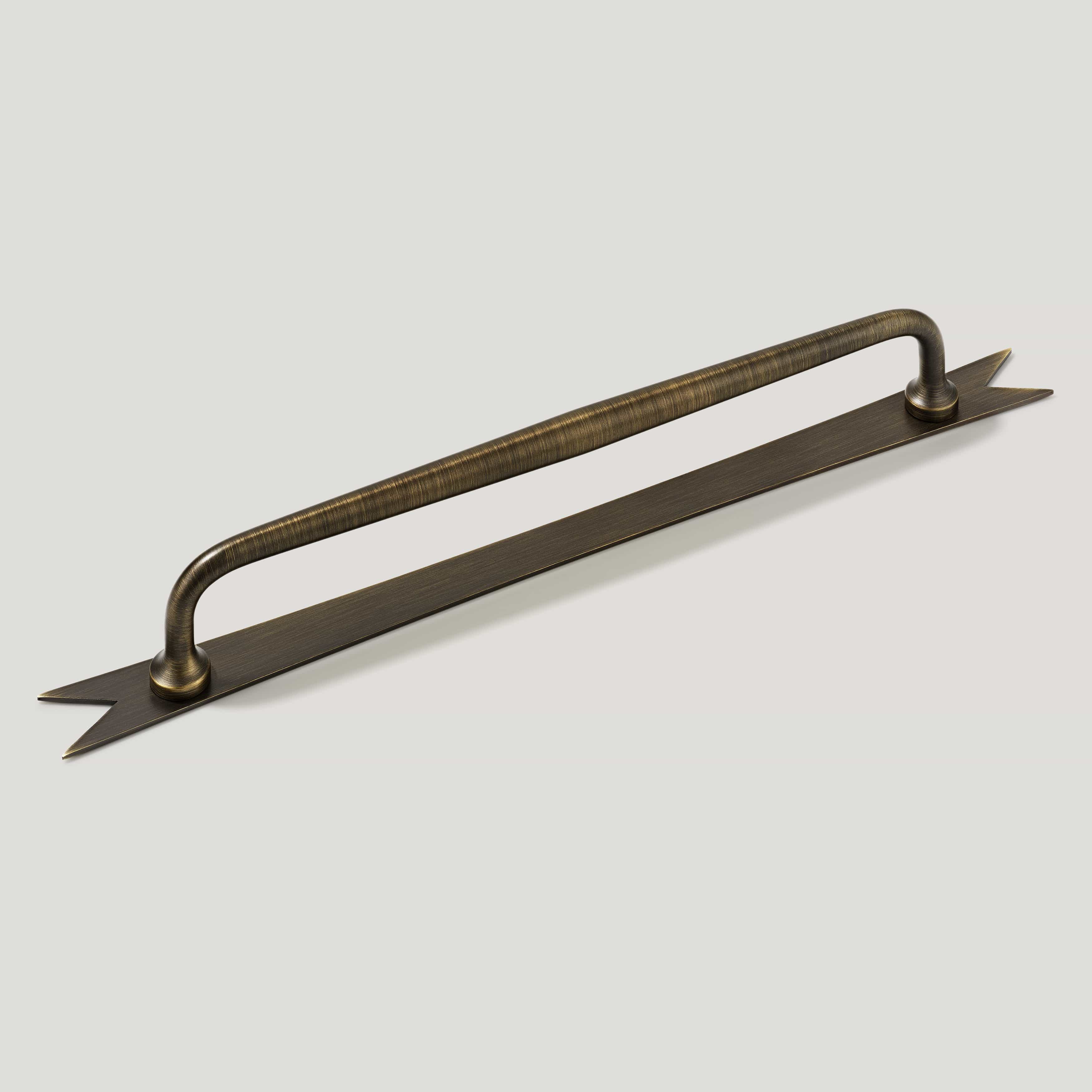 ELIZA Pull with Ribbon Backplate - Antique Brass - Image 3