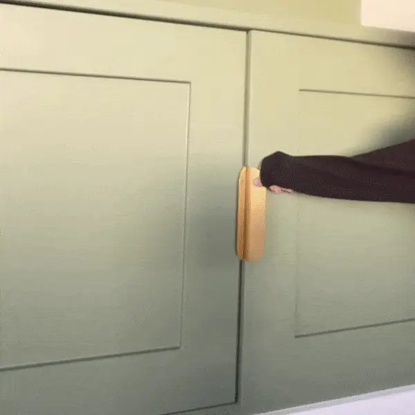 FOLD Long Edge Pull - Brass - Image 3