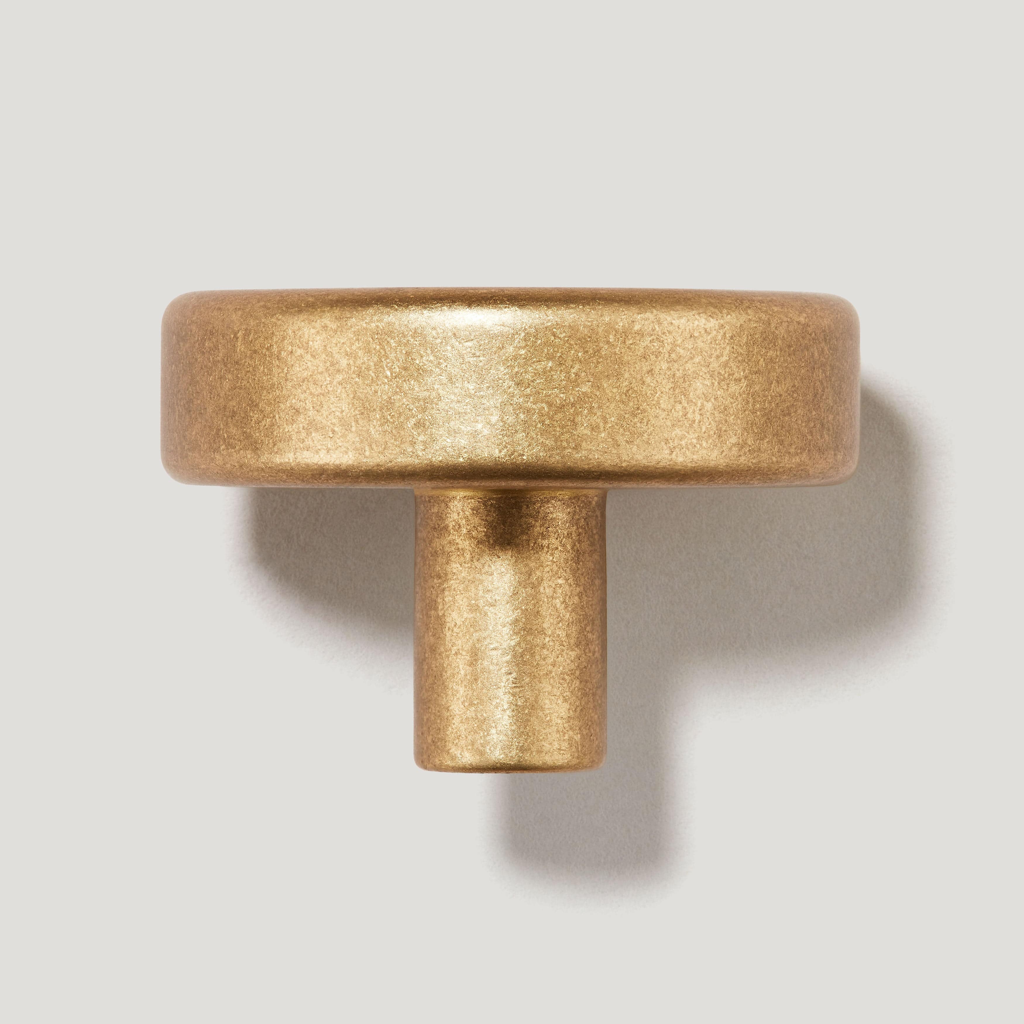 GRAYSON Hook - Aged Brass - Image 3