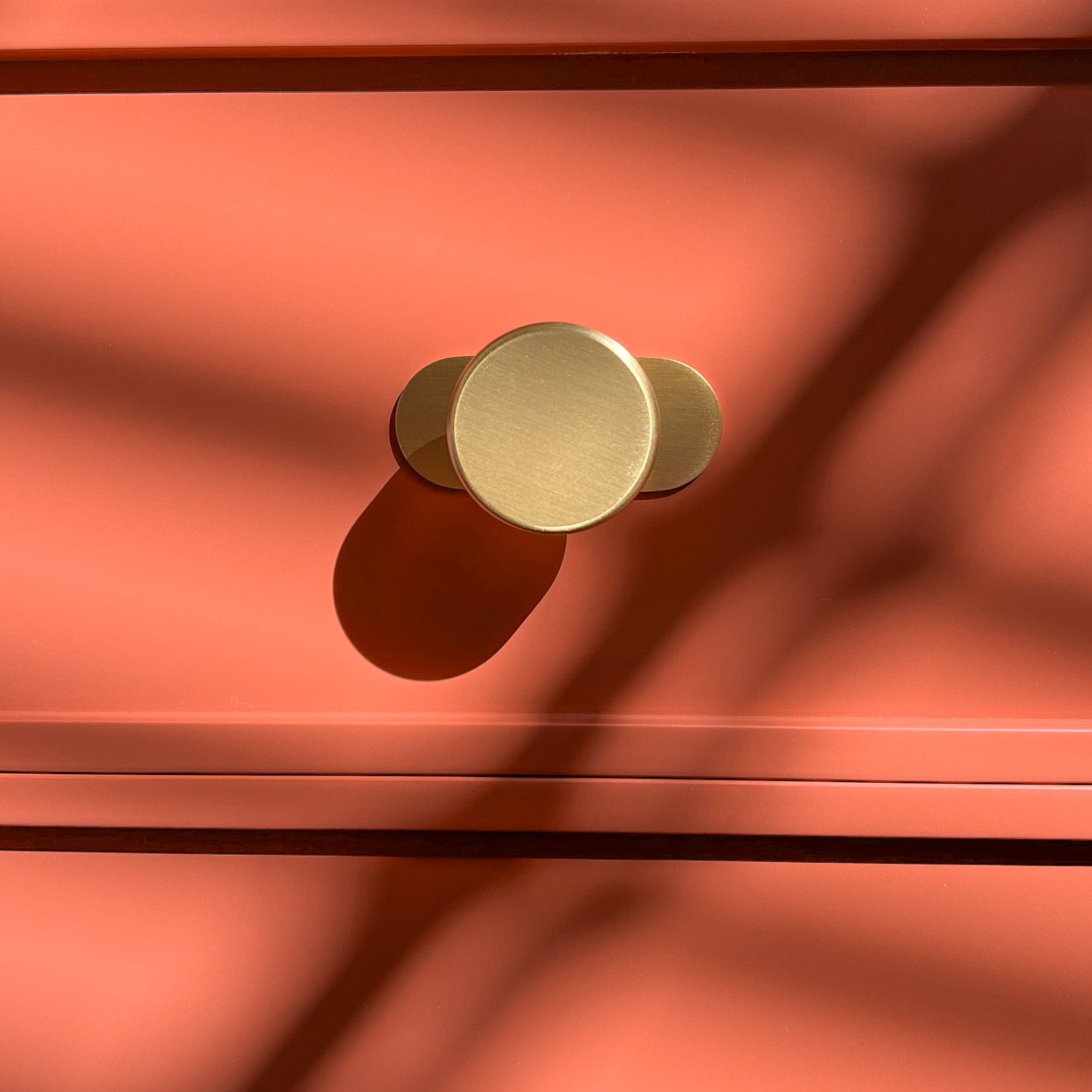 GRAYSON Cabinet Knob - Brass - Image 4