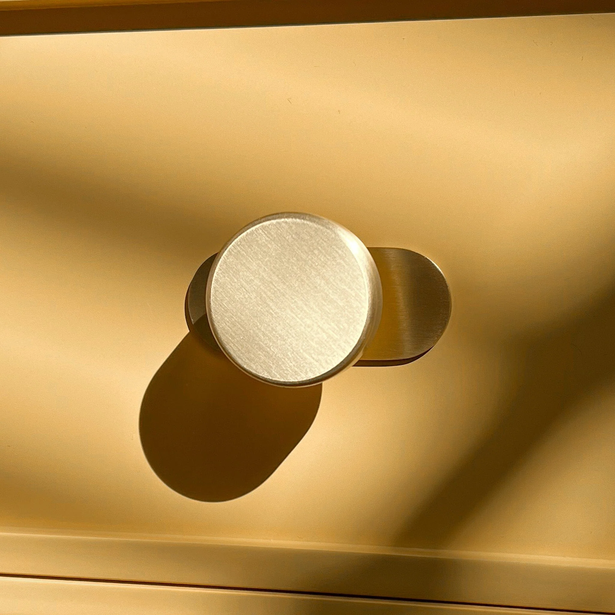 GRAYSON Cabinet Knob - Brass - Image 6