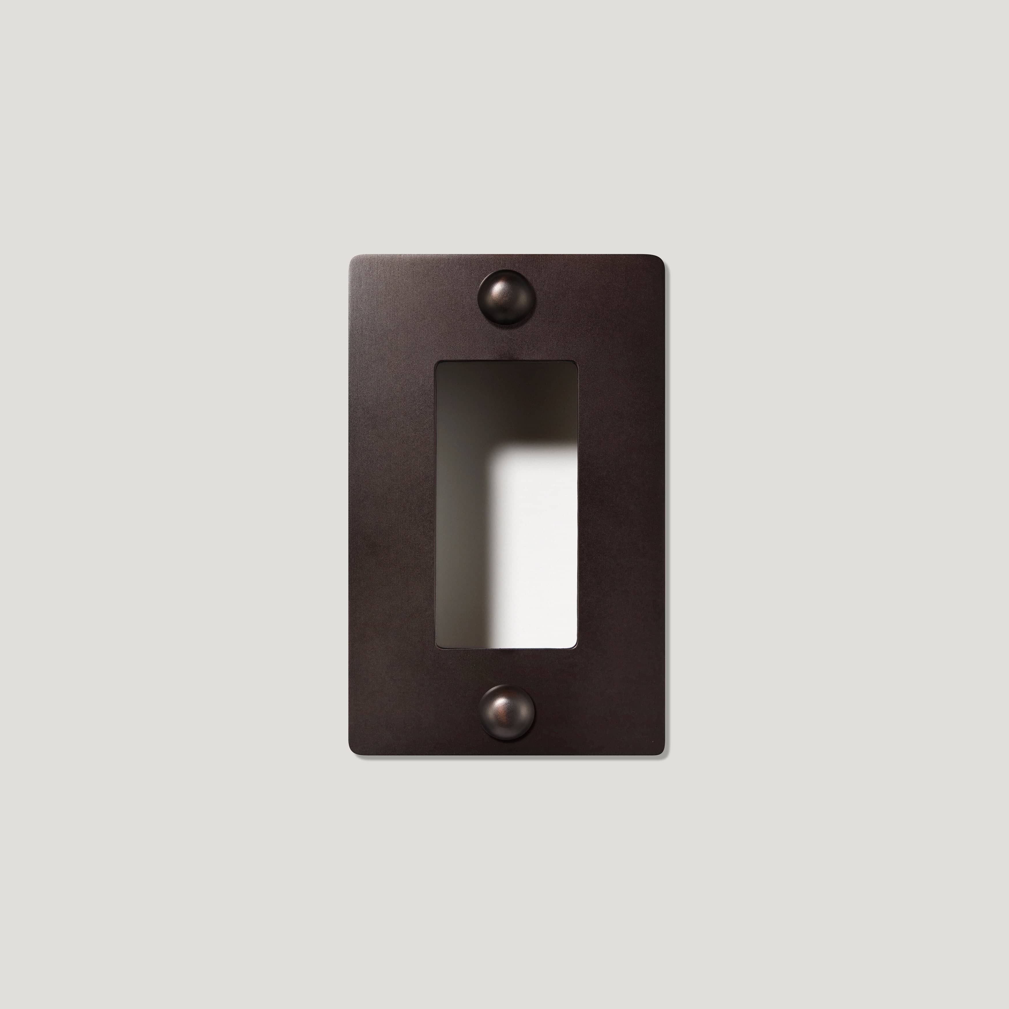 JASPER 1G Universal Plate - Blackened Bronze - Image 3