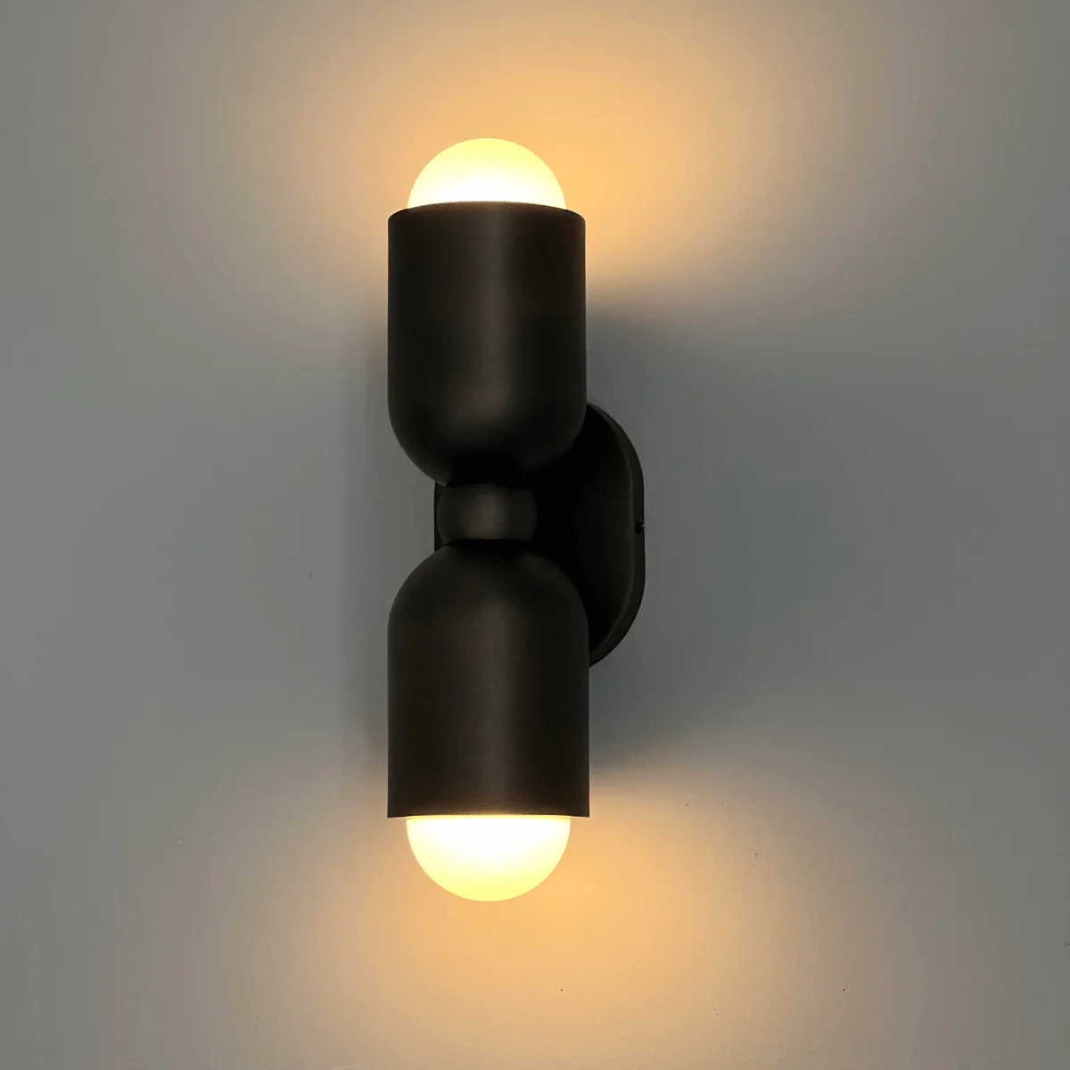 JENSEN Double Wall Sconce - Antique Brass - Image 10