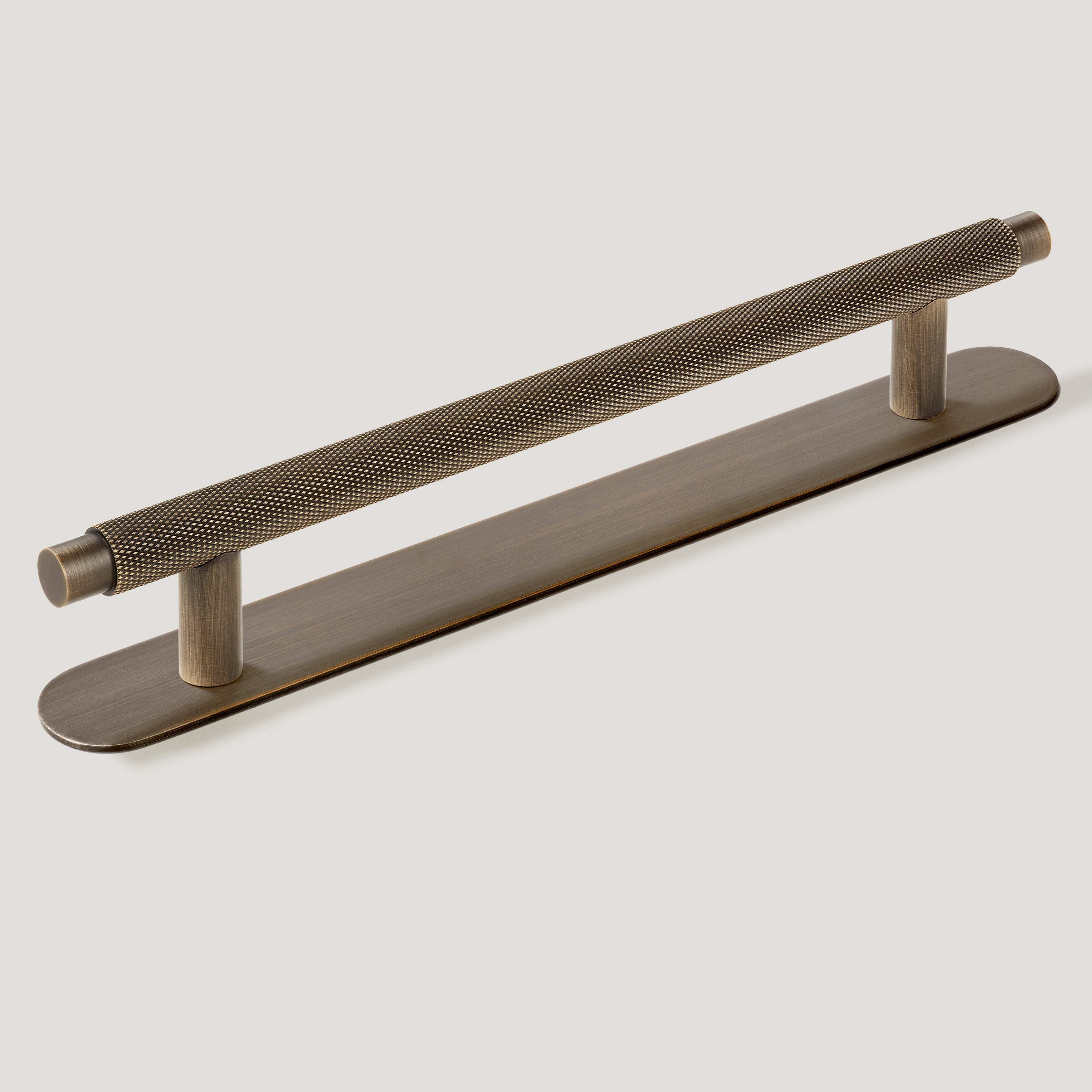 KEPLER Knurled Pull - Antique Brass - Image 5