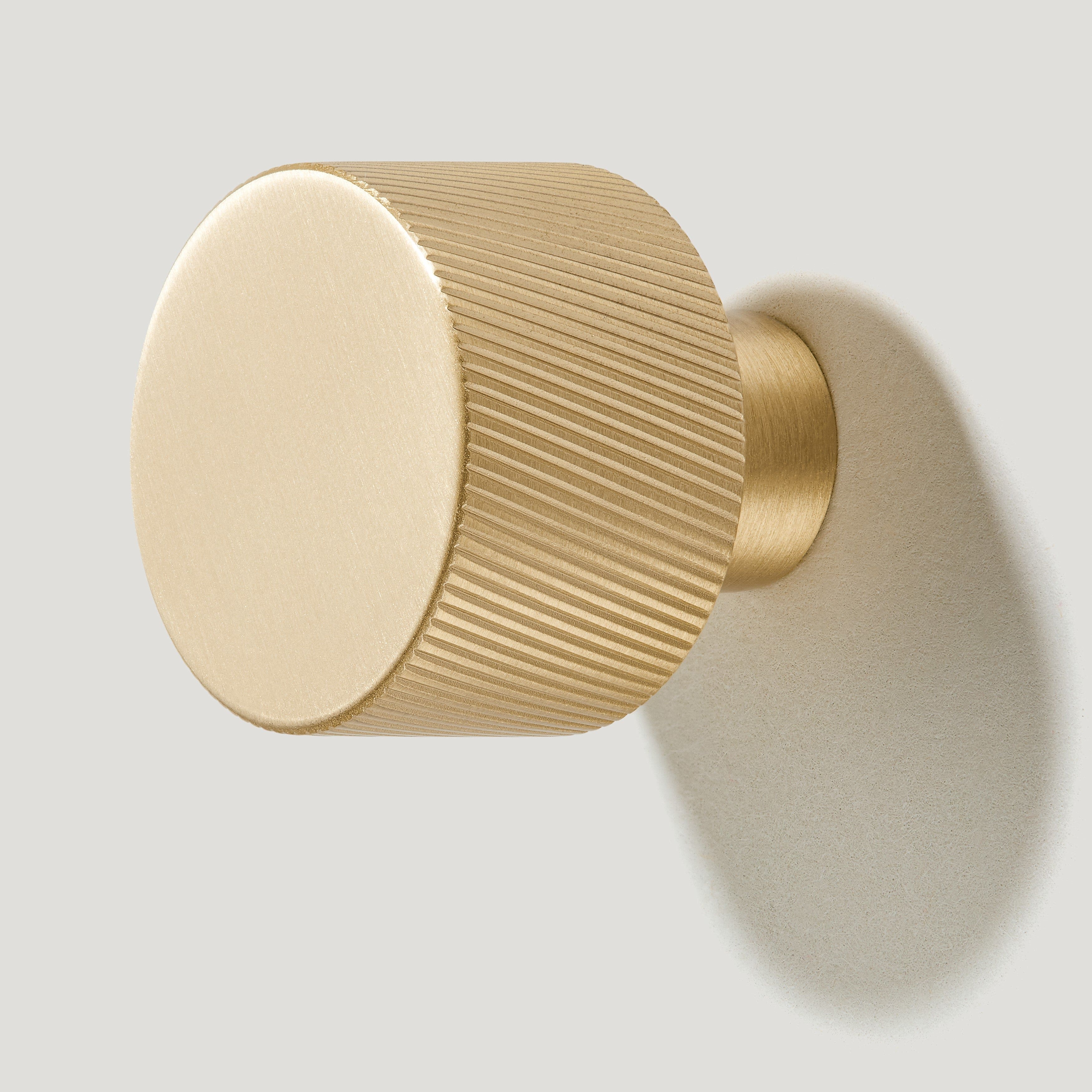 SWIFT Swirled Wall Hook - Brass